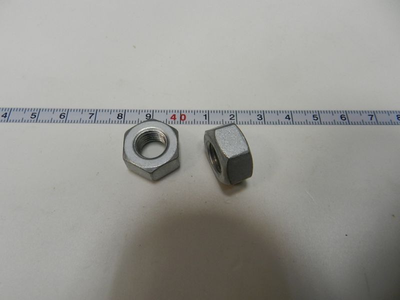 ГАЙКА М10*1,25 в Нижнем Тагиле